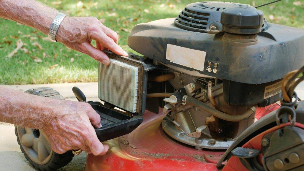 changing the filter in a lawn mower